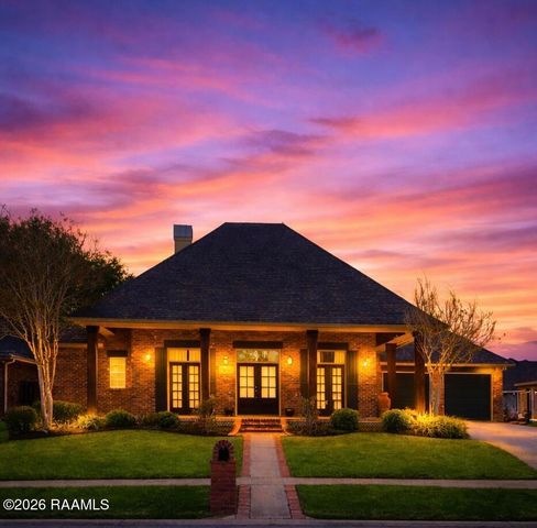 106 Freeport Circle, Lafayette, LA 70508