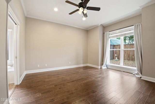 106 Freeport Circle, Lafayette, LA 70508