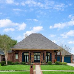 106 Freeport Circle, Lafayette, LA 70508