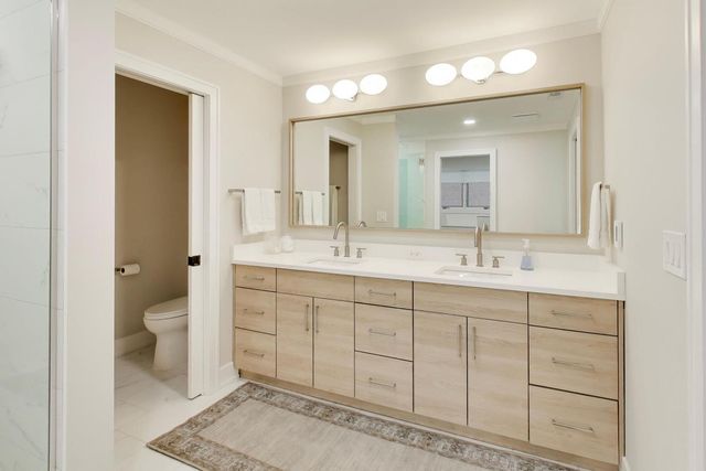 1821 Wildberry Drive A, Glenview, IL 60025