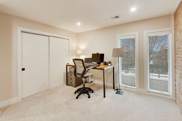 1821 Wildberry Drive A, Glenview, IL 60025