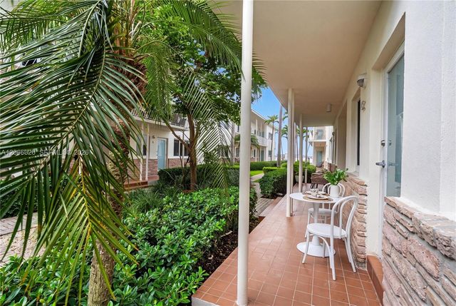 1120 Venetian Way 1C, Miami, FL 33139