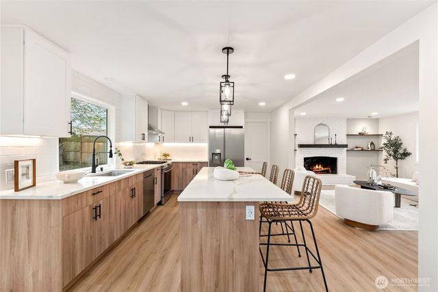 32211 26th Avenue SW, Federal Way, WA 98023
