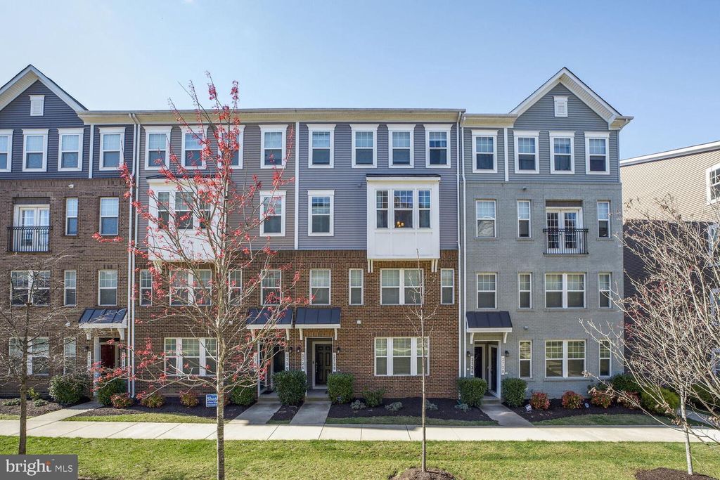 2724 DUVALL RIDGE ROAD # 423, Hyattsville, MD 20785