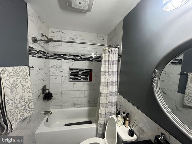 6 BLACKBURN CT, Burtonsville, MD 20866