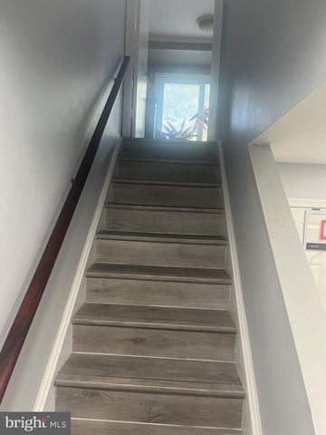 6 BLACKBURN CT, Burtonsville, MD 20866