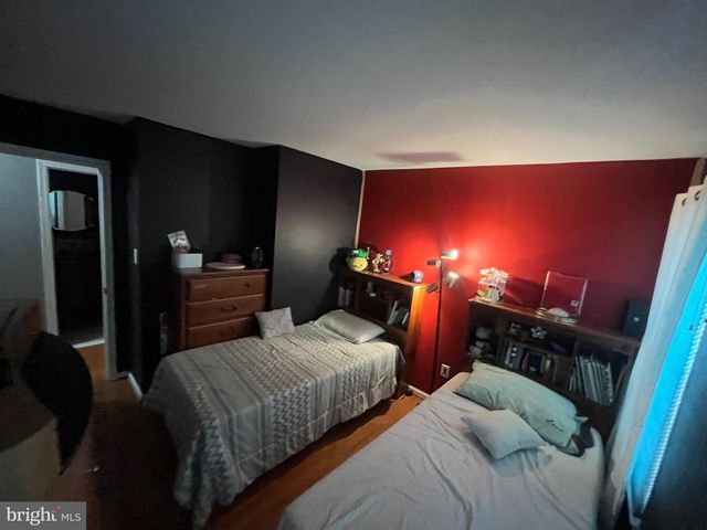 6 BLACKBURN CT, Burtonsville, MD 20866