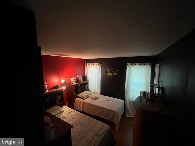 6 BLACKBURN CT, Burtonsville, MD 20866