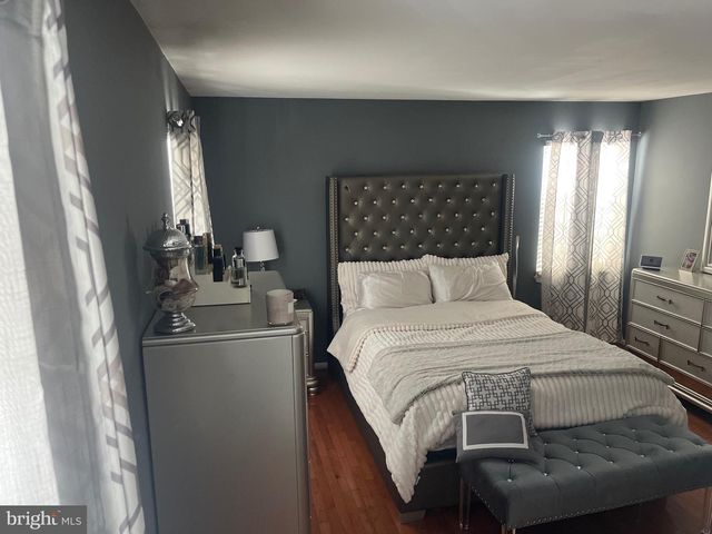 6 BLACKBURN CT, Burtonsville, MD 20866