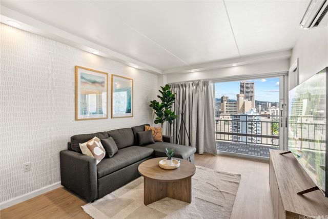 1777 Ala Moana Boulevard 1805, Honolulu, HI 96815