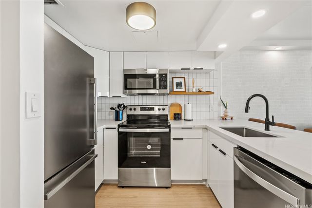 1777 Ala Moana Boulevard 1805, Honolulu, HI 96815