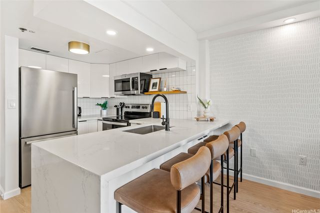 1777 Ala Moana Boulevard 1805, Honolulu, HI 96815