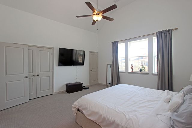 4554 Cypress Thorn Drive, Arlington, TX 76005