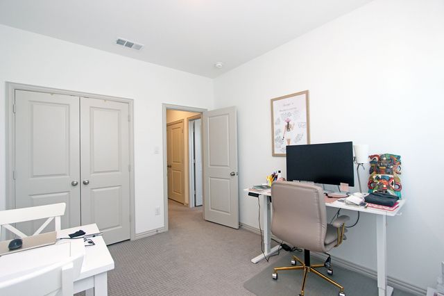 4554 Cypress Thorn Drive, Arlington, TX 76005