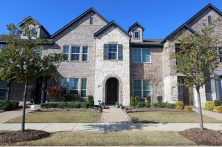 4554 Cypress Thorn Drive, Arlington, TX 76005