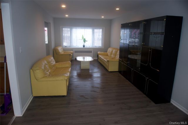 3134 Ward Lane, Wantagh, NY 11793