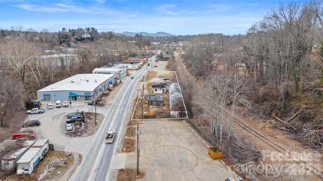 58 Sweeten Creek Road, Asheville, NC 28804