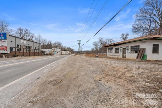 58 Sweeten Creek Road, Asheville, NC 28804