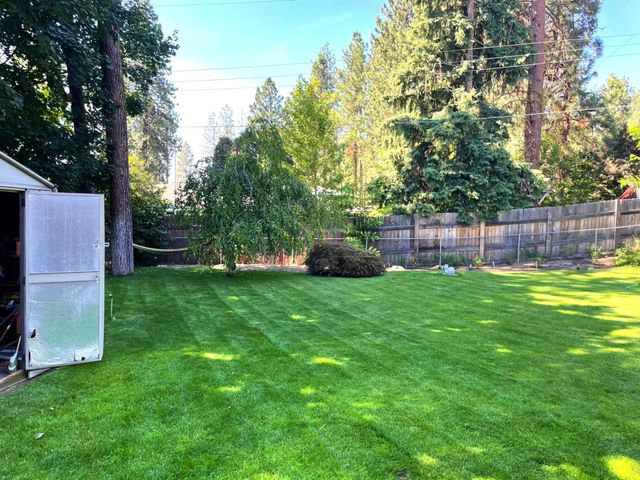 4112 W Kathleen Ave, Spokane, WA 99208