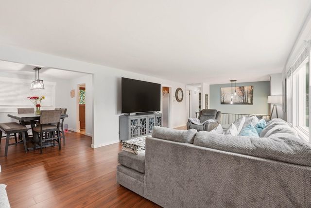 4112 W Kathleen Ave, Spokane, WA 99208