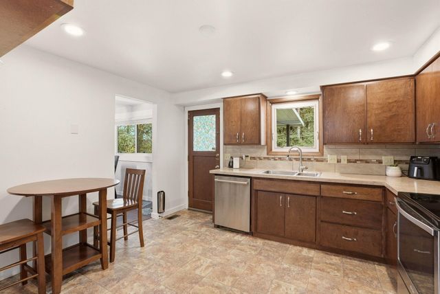 4112 W Kathleen Ave, Spokane, WA 99208