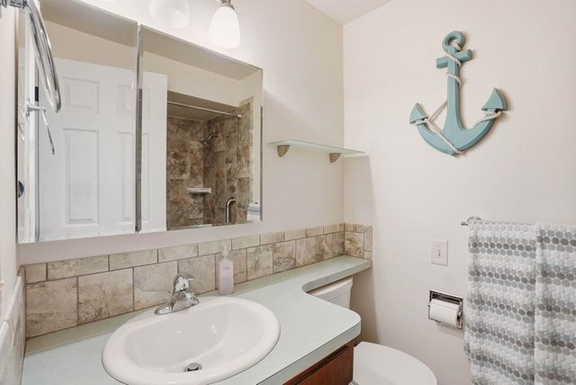 4112 W Kathleen Ave, Spokane, WA 99208