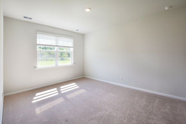 411 Zenith Boulevard, Summerville, SC 29486