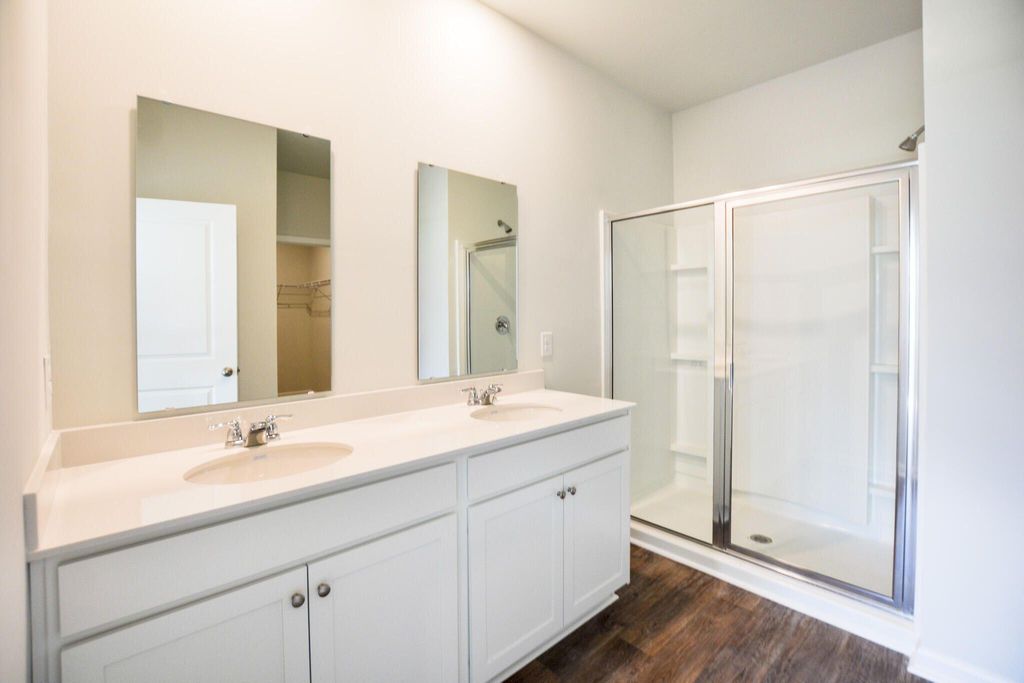 Image 17 of property listing at 411 Zenith Boulevard, Summerville, SC 29486