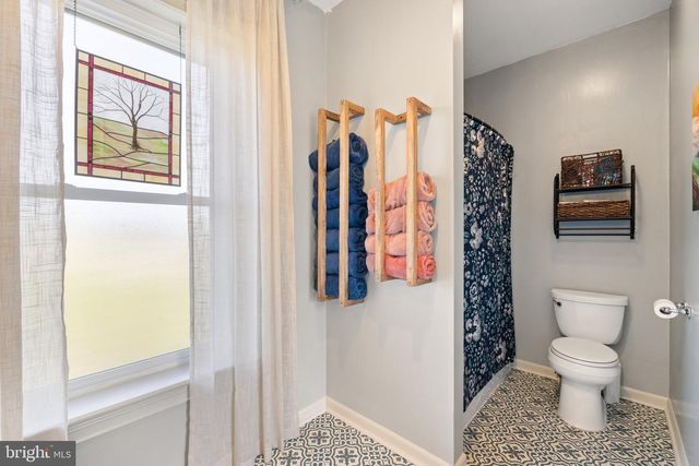 365 VAN CLEVESVILLE ROAD, Kearneysville, WV 25430