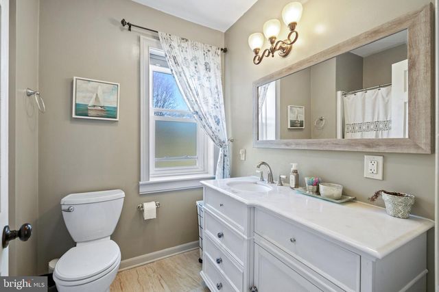 365 VAN CLEVESVILLE ROAD, Kearneysville, WV 25430