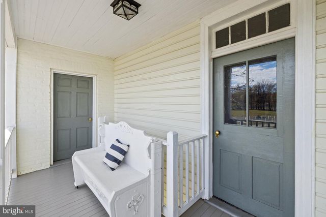 365 VAN CLEVESVILLE ROAD, Kearneysville, WV 25430