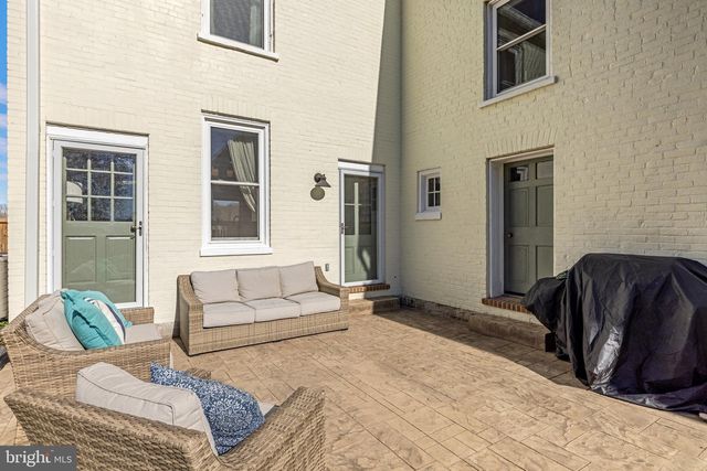 365 VAN CLEVESVILLE ROAD, Kearneysville, WV 25430