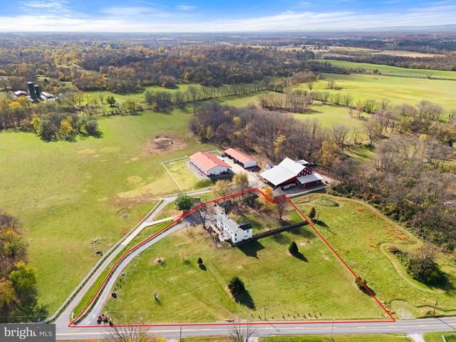 365 VAN CLEVESVILLE ROAD, Kearneysville, WV 25430