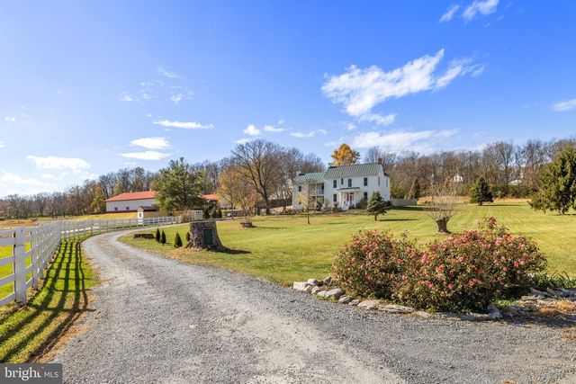 365 VAN CLEVESVILLE ROAD, Kearneysville, WV 25430