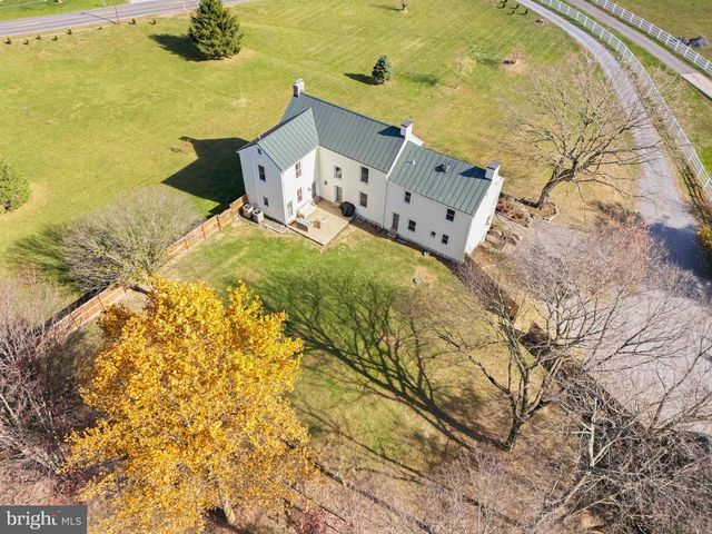 365 VAN CLEVESVILLE ROAD, Kearneysville, WV 25430