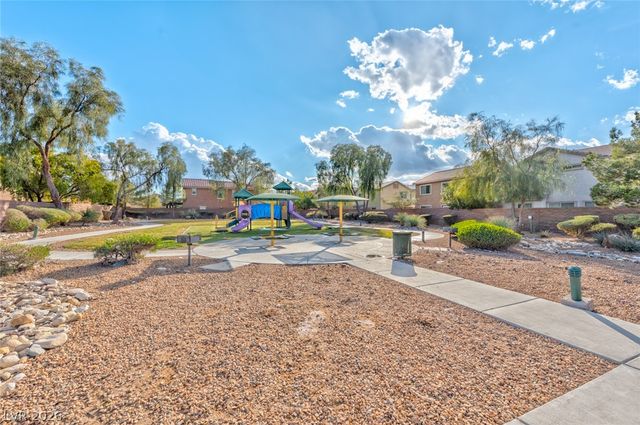 3716 Autumn King Avenue, Henderson, NV 89052