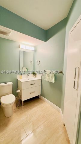 17125 N Bay Rd 3311, Sunny Isles Beach, FL 33160