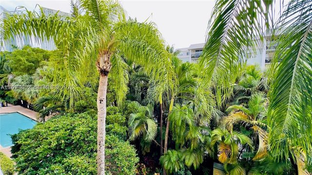 17125 N Bay Rd 3311, Sunny Isles Beach, FL 33160