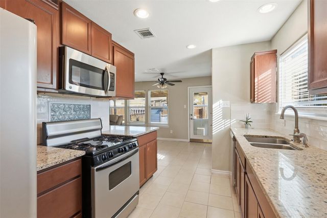 17818 Abaft Court, Crosby, TX 77532