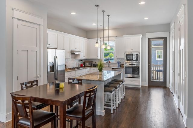691 Mariner Way 72, Chattanooga, TN 37402