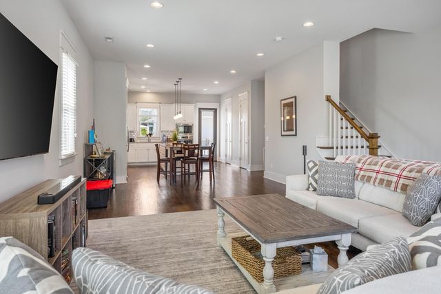 691 Mariner Way 72, Chattanooga, TN 37402