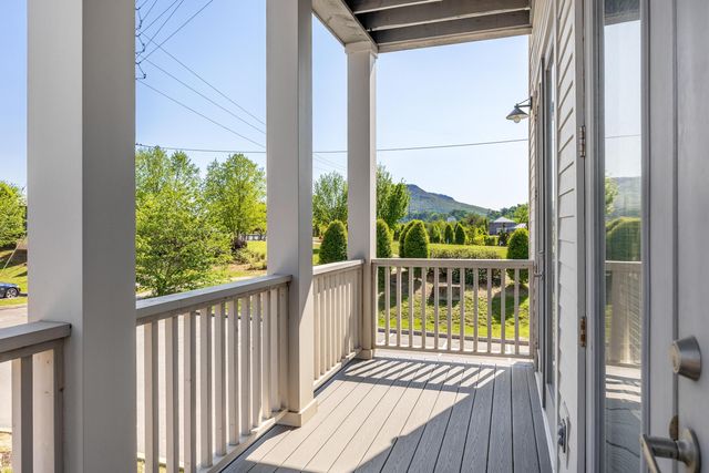 691 Mariner Way 72, Chattanooga, TN 37402