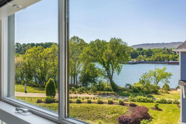 691 Mariner Way 72, Chattanooga, TN 37402