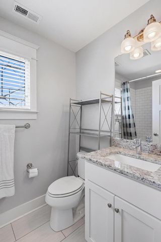 691 Mariner Way 72, Chattanooga, TN 37402