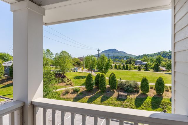 691 Mariner Way 72, Chattanooga, TN 37402