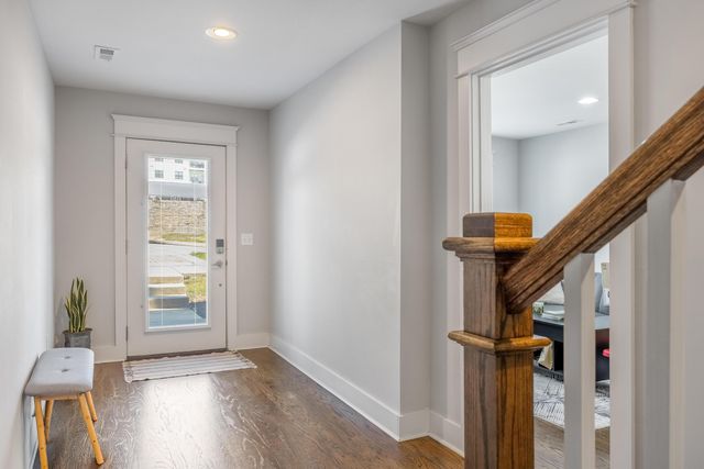 691 Mariner Way 72, Chattanooga, TN 37402