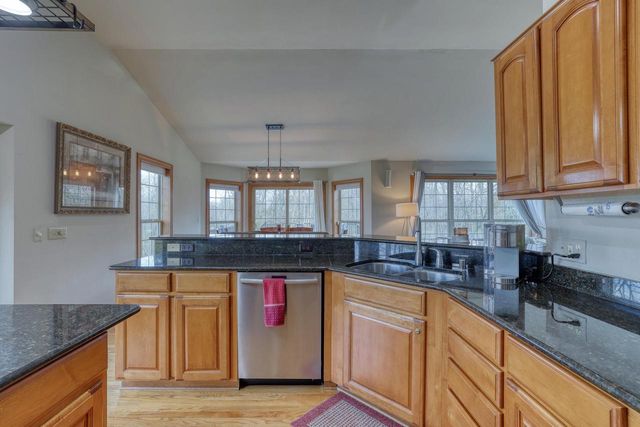 W287N3838 North Shore DRIVE, Pewaukee, WI 53072