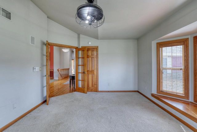 W287N3838 North Shore DRIVE, Pewaukee, WI 53072