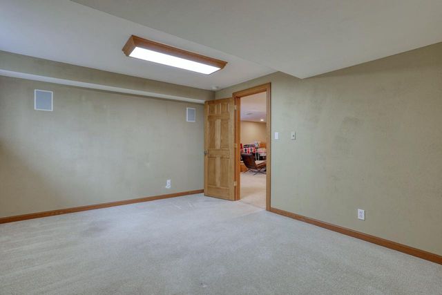 W287N3838 North Shore DRIVE, Pewaukee, WI 53072