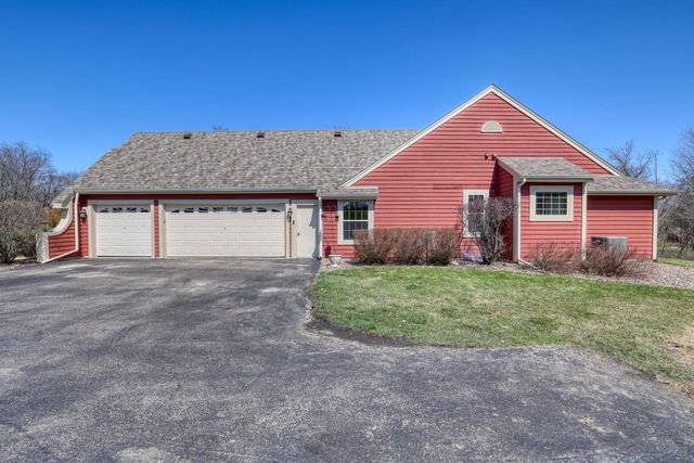W287N3838 North Shore DRIVE, Pewaukee, WI 53072